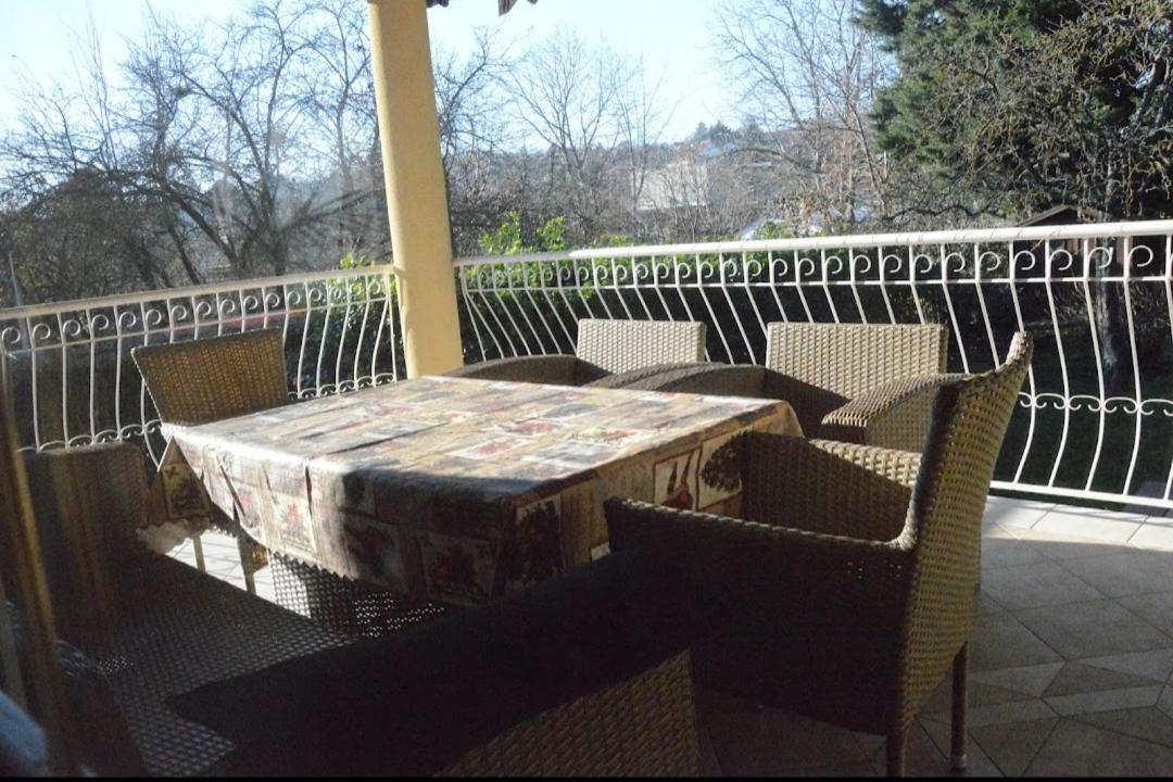 Villa Csilla Elegant House Гойерсверда Екстер'єр фото